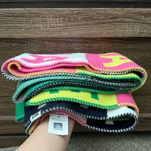 NWT American Eagle Knit Scarf
